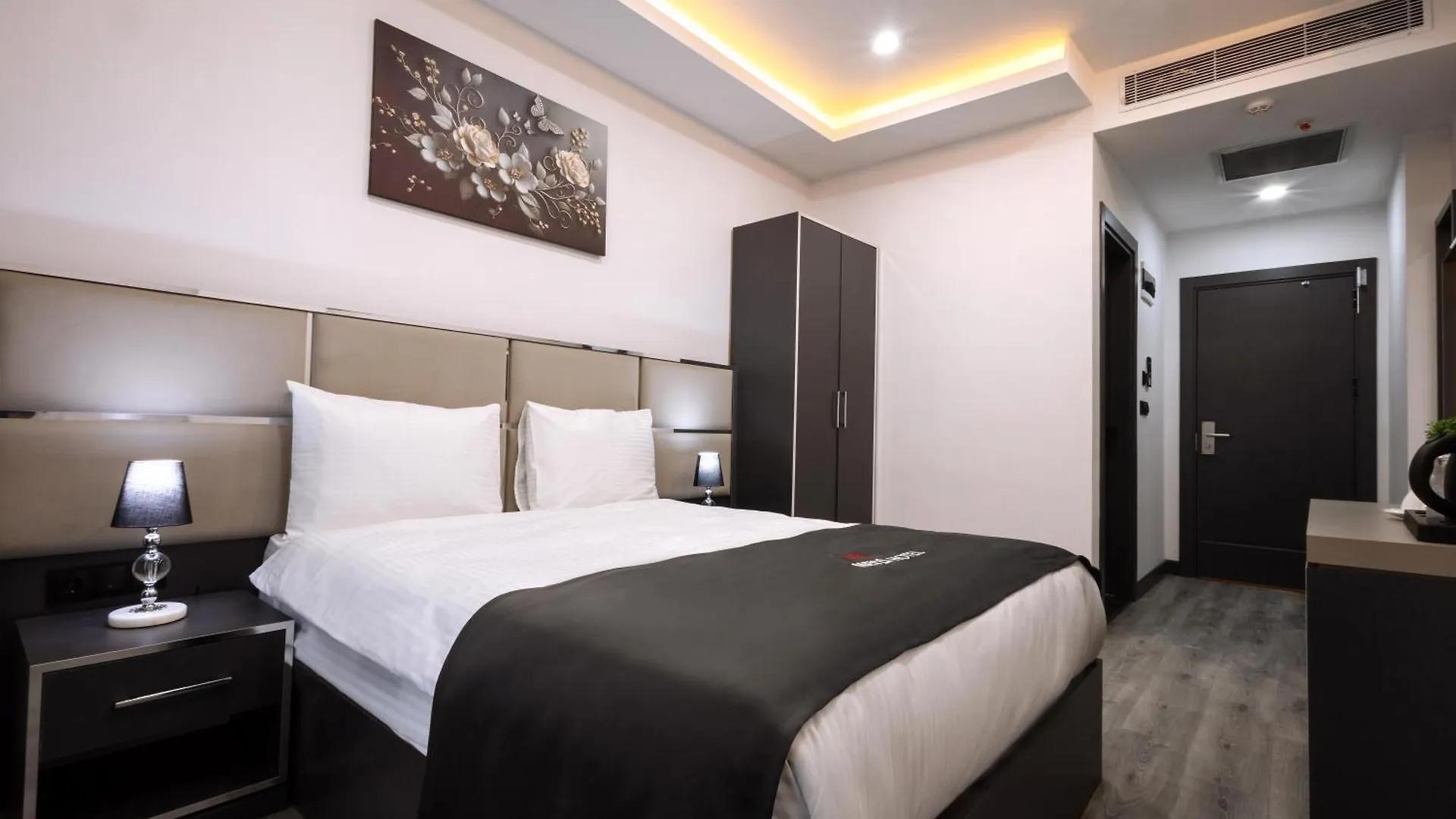 Meyzi Hotel Istanbul 3*,