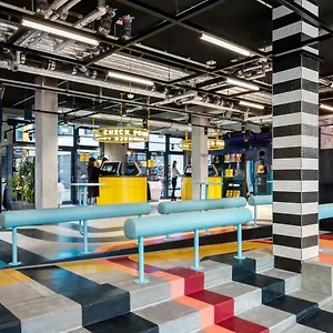 The Social Hub Alexanderplatz 4*, Berlim Alemanha